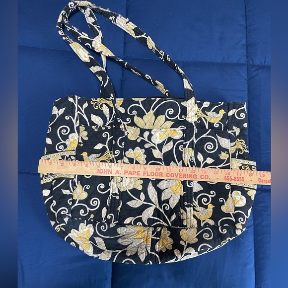 Large Vera Bradley Yellow Bird Tote Bag Spring 2008 - Picture 2 of 13